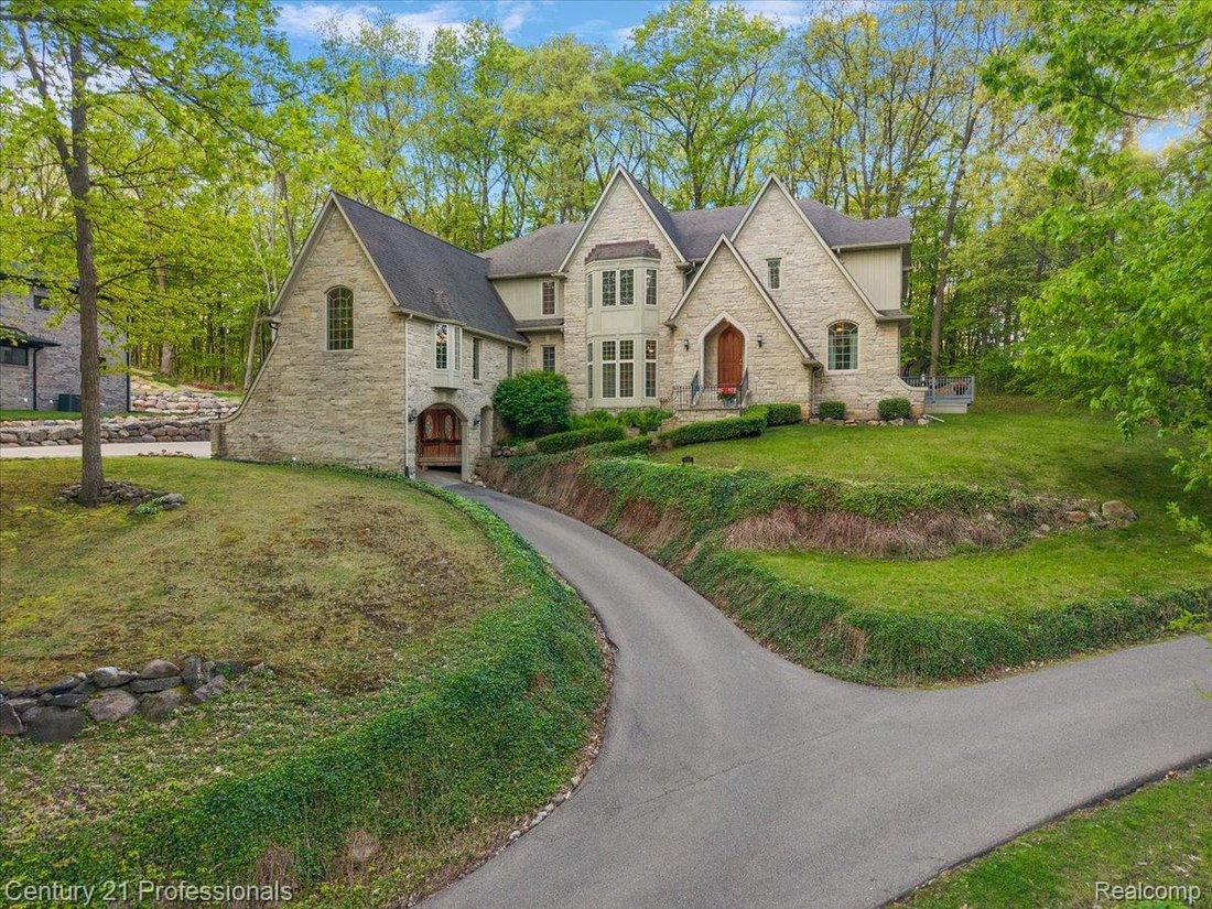House in Clarkston, Michigan, United States 1 - 17987043