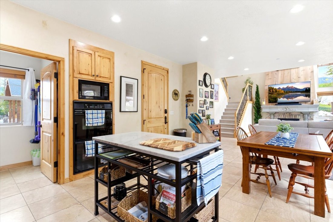 Townhouse in Eden, Utah, United States 5 - 18012591
