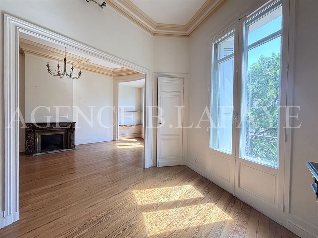 Apartment in Hôtel de Ville-Quinconce-Saint Seurin-Fondaudège, Bordeaux, France 3 - 16333832