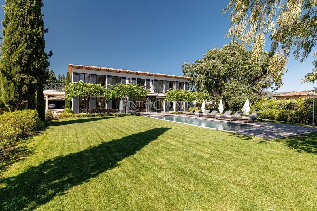 Villa in Mougins, Provence-Alpes-Côte d'Azur, France 1 - 18009727
