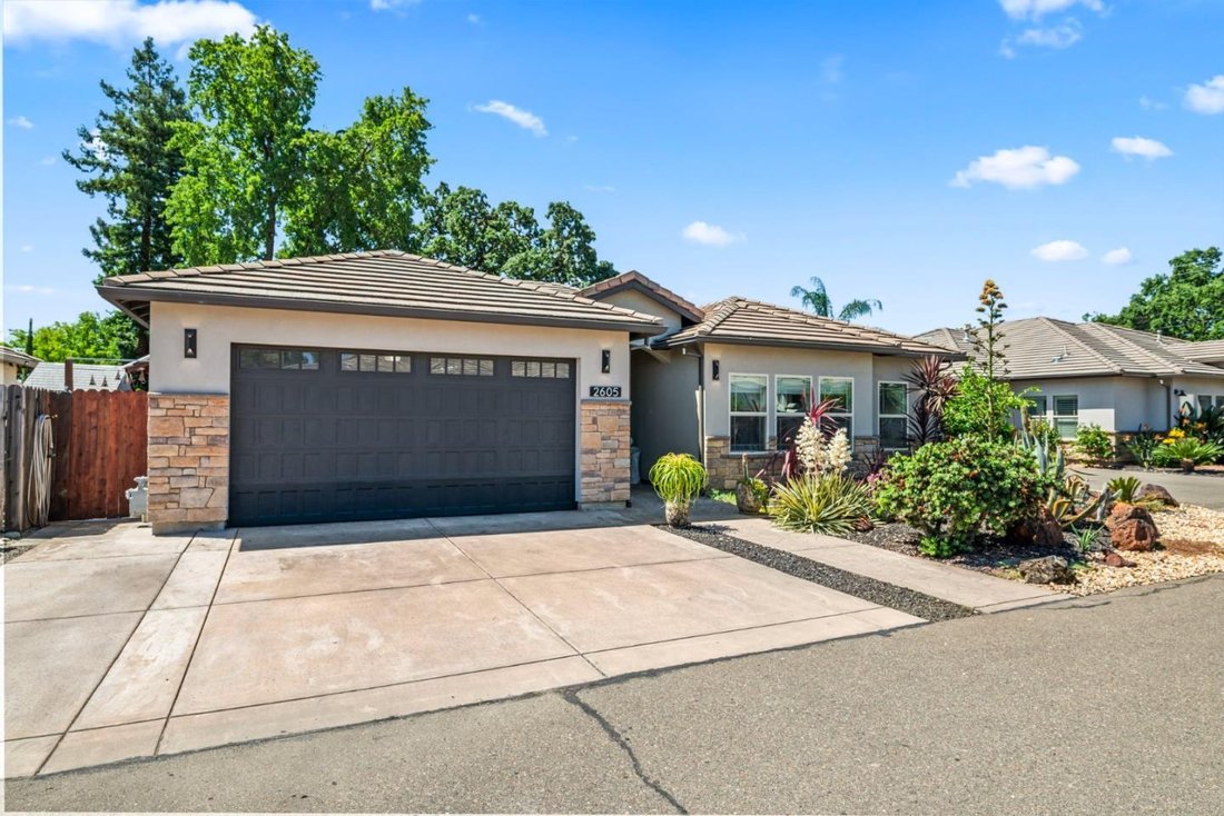 House in Carmichael, California, United States 4 - 18011247