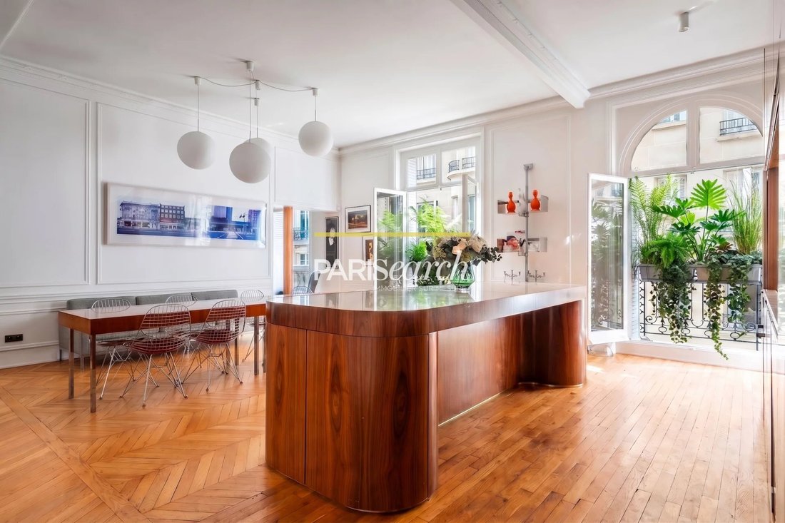 Apartment in Porte Dauphine, Paris 16e Arrondissement, Paris 4 - 17948742