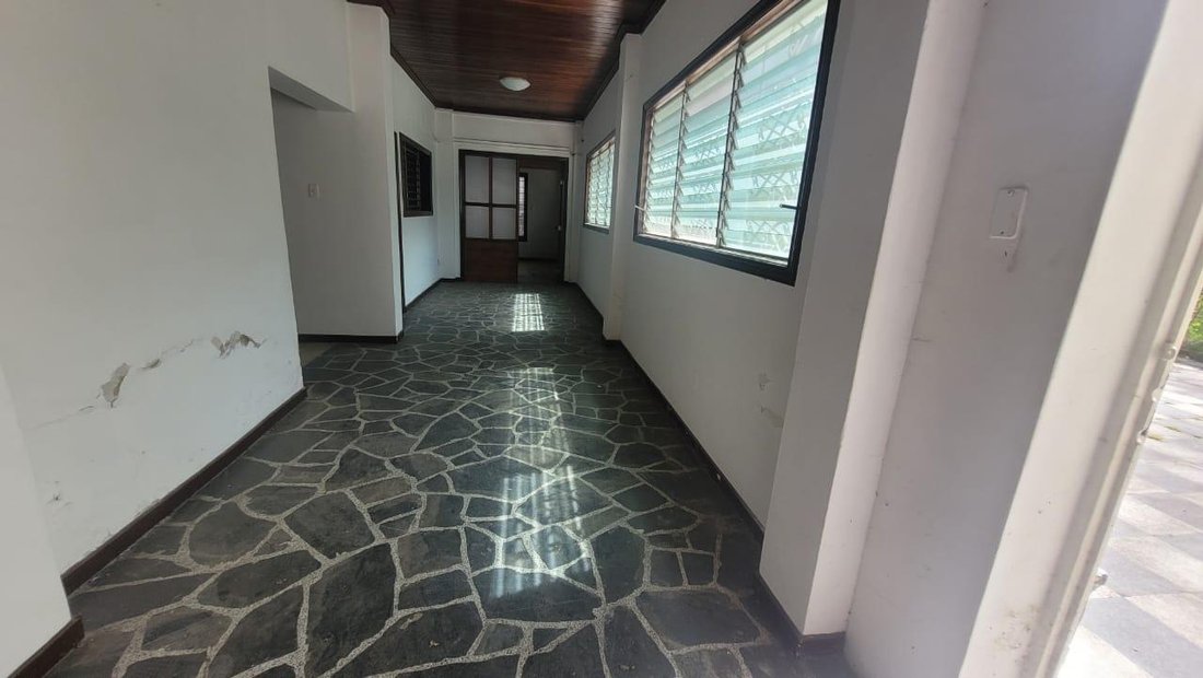 House in Caracas, Capital District, Venezuela 3 - 18006711