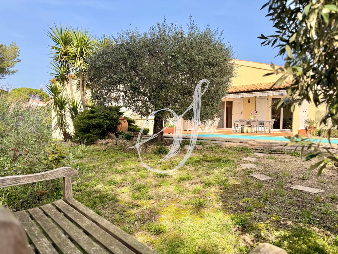 House in Centre Historique, Montpellier, France 4 - 18009066