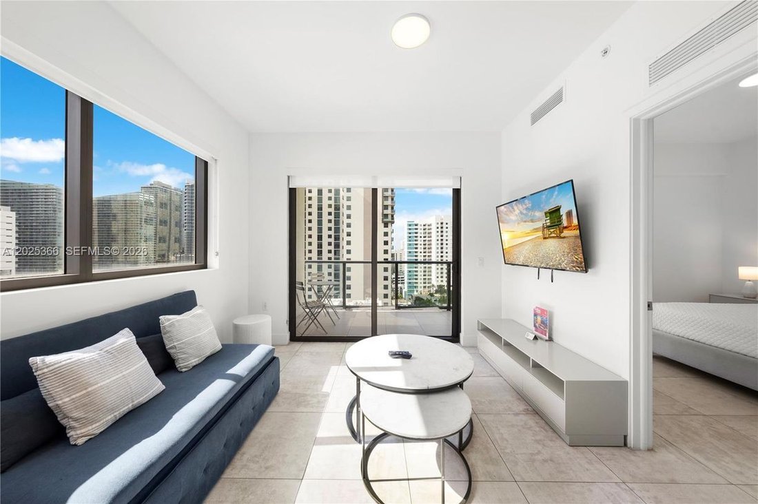 Condo in Miami, Florida, United States 3 - 18010277