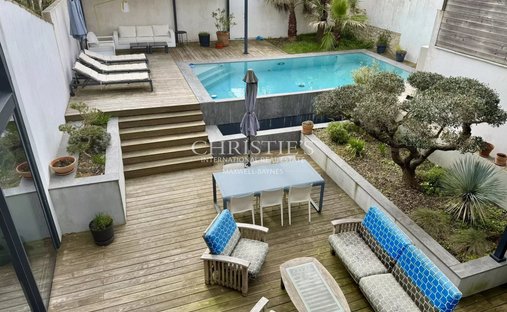 Casa en San Mauricio-Fetilly, La Rochela, Francia 1