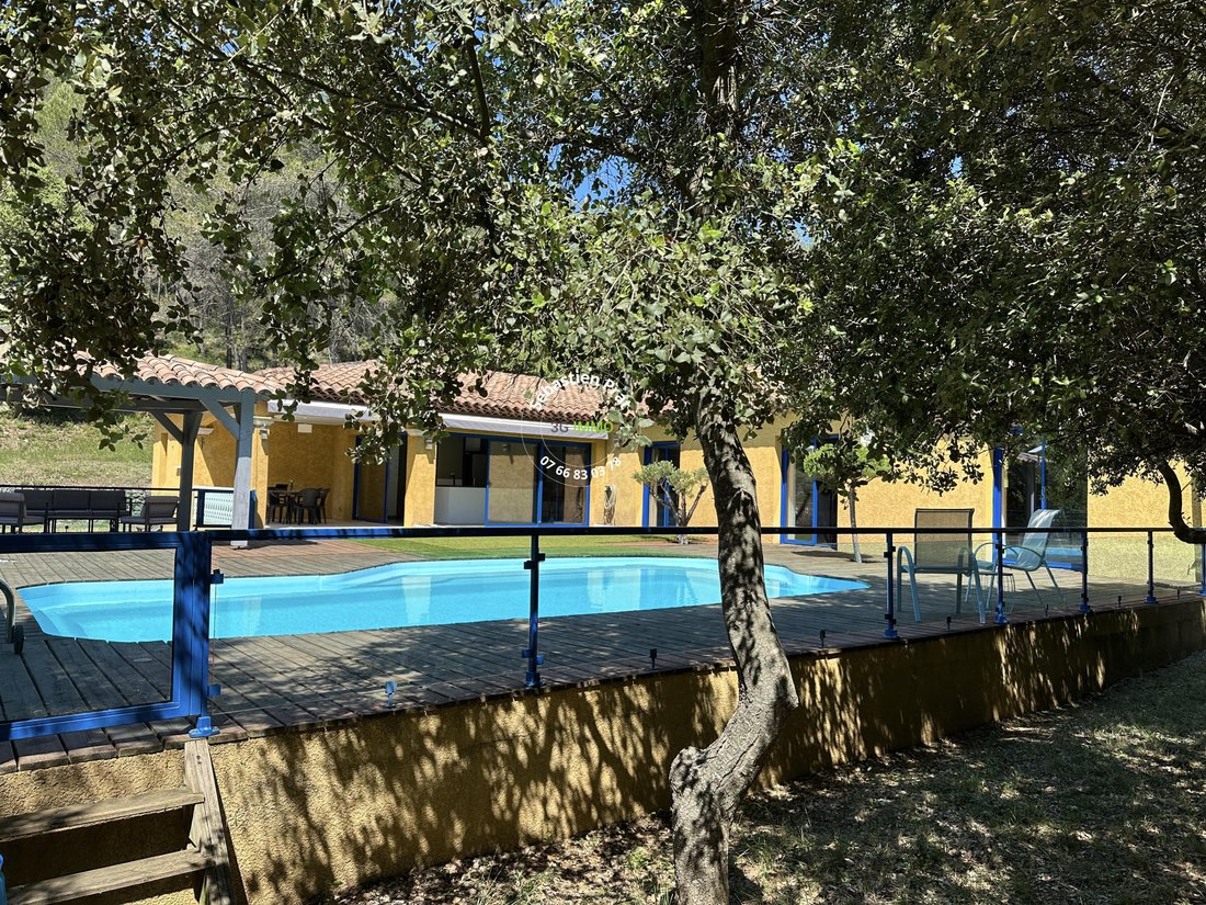 House in Besse-sur-Issole, Provence-Alpes-Côte d'Azur, France 1 - 18006385