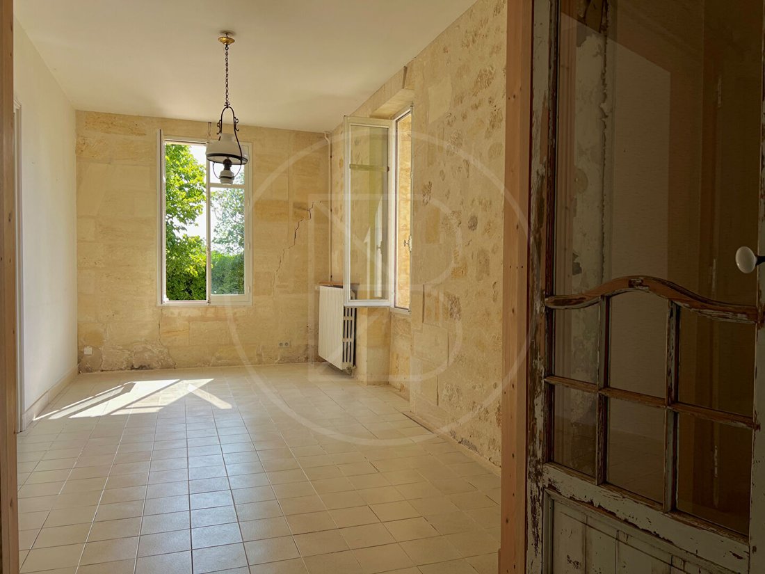 Villa in Saint-Émilion, Nouvelle-Aquitaine, France 5 - 18009345