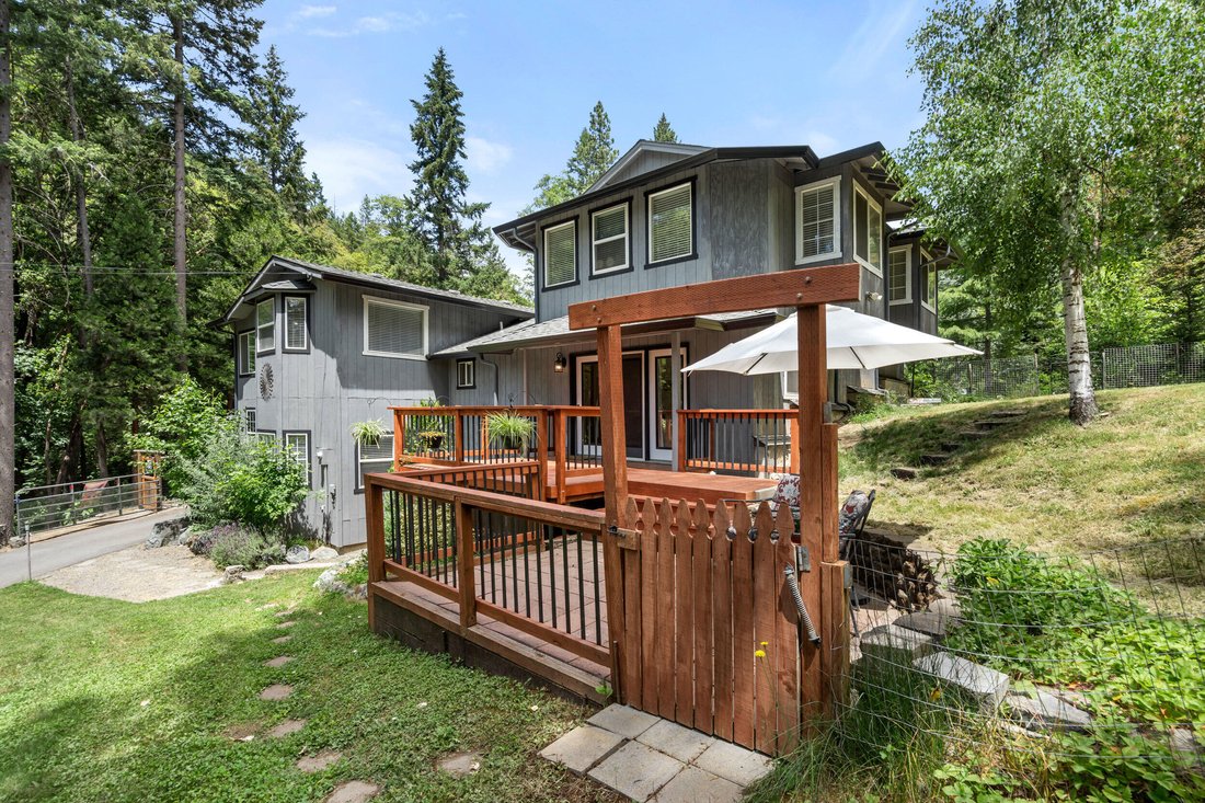 House in Applegate, Oregon, United States 3 - 17978229
