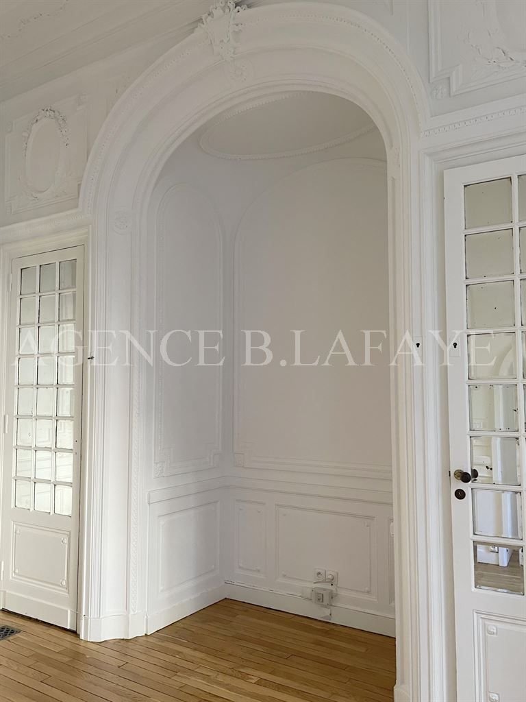 Apartment in Hôtel de Ville-Quinconce-Saint Seurin-Fondaudège, Bordeaux, France 4 - 18008540