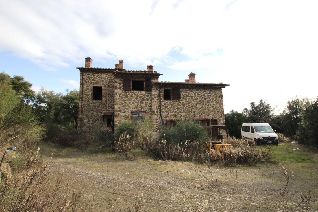 Country House in Murlo, Tuscany, Italy 3 - 18010151