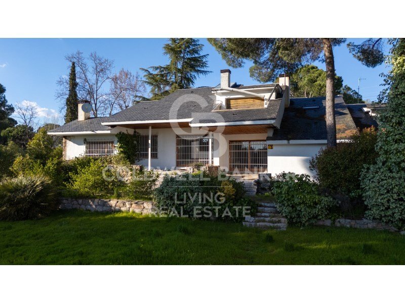 Land in Somosaguas, Pozuelo de Alarcon, Comunidad de Madrid 1 - 18010944