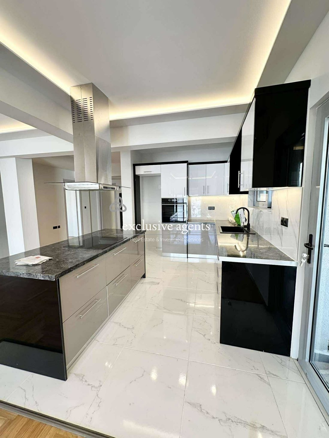 Apartment in South Athens, Attica, Greece 4 - 18005453