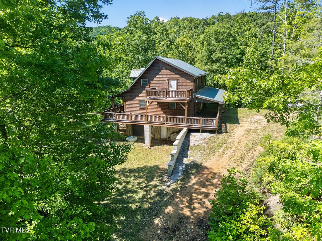 House in Greeneville, Tennessee, United States 5 - 18012513