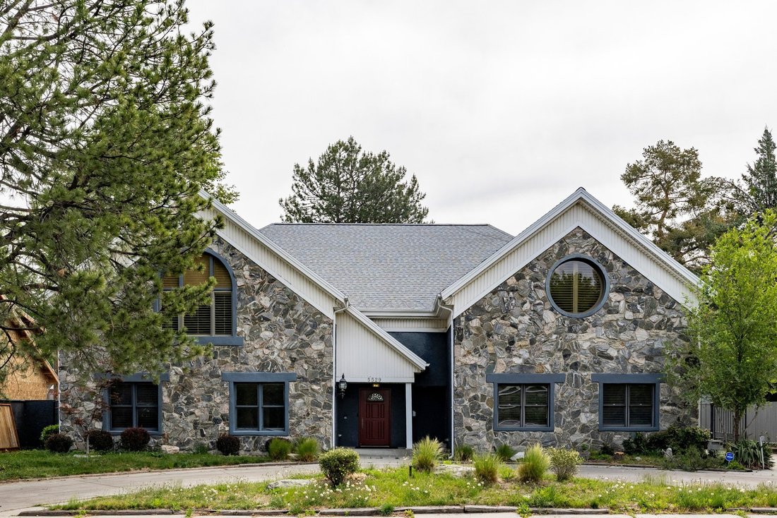 House in Holladay, Utah, United States 1 - 18007219
