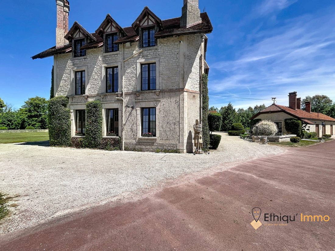 Estate in Laferte-sur-Aube, Grand Est, France 4 - 17995631