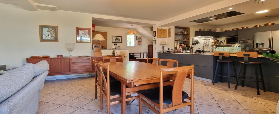 Villa en Irigny, Auvernia-Ródano-Alpes, Francia 4 - 18006048