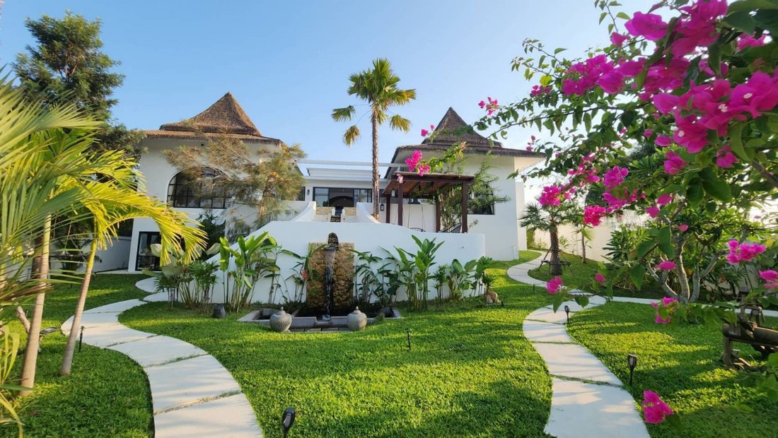 Villa in Hua Hin, Prachuap Khiri Khan, Thailand 2 - 18005224
