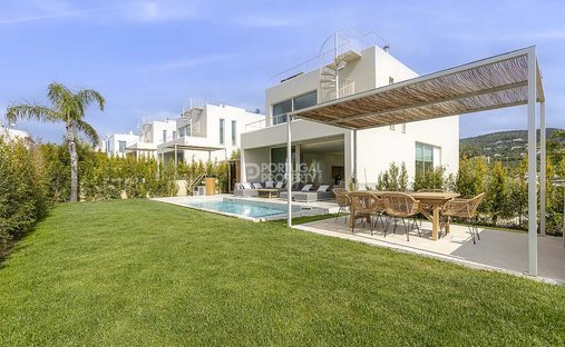 Villa in Santa Barbara de Nexe, Algarve, Portugal 1
