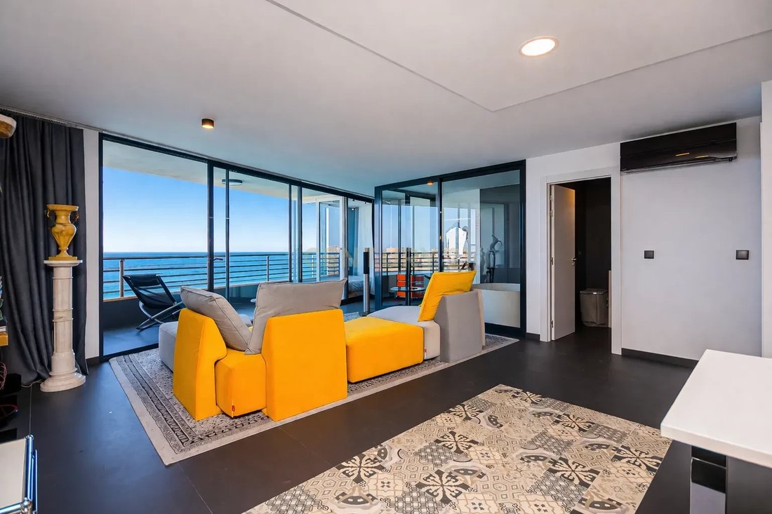 Apartment in Alicante, Valencian Community, Spain 3 - 17684737