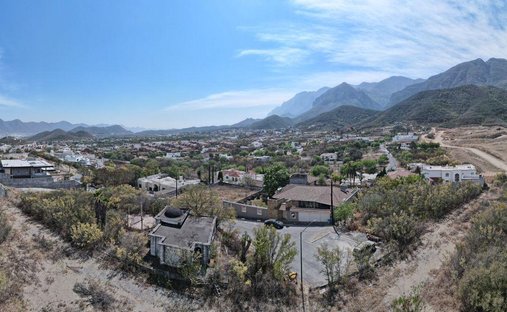 Land in Monterrey, Nuevo León, Mexiko 1