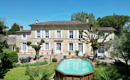 Villa in Saint-Émilion, Nouvelle-Aquitaine, France 1
