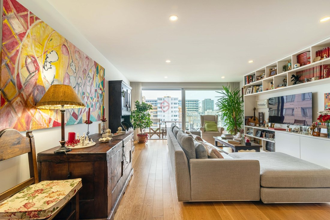 Apartment in Matosinhos e Leca da Palmeira, Porto District, Portugal 1 - 18007222