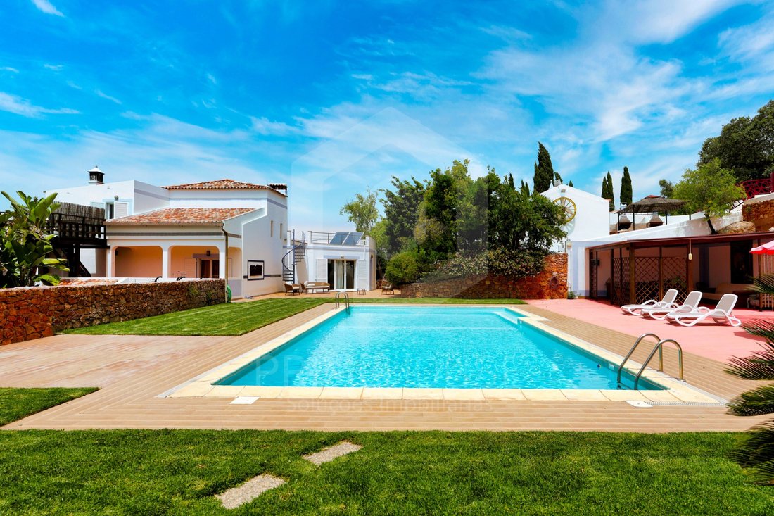 Villa in Ferragudo, Algarve, Portugal 1 - 18010762