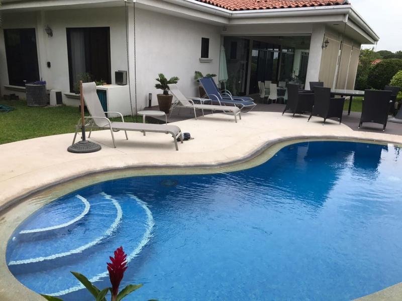 House in Santa Ana, San José Province, Costa Rica 1 - 18004854