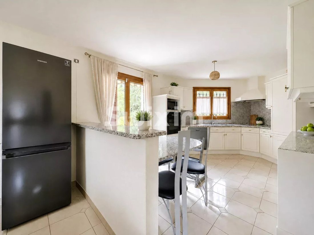 House in Ornex, Auvergne-Rhône-Alpes, France 3 - 18010390