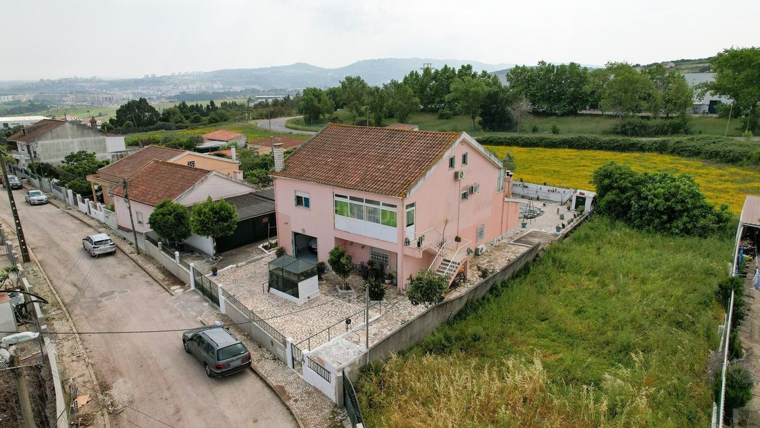 Villa in Santo Antão do Tojal, Lisbon, Portugal 1 - 18009635