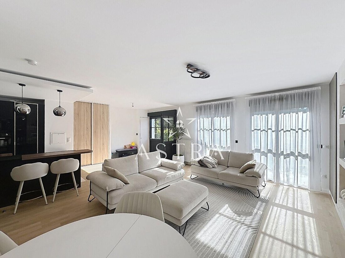 Apartment in Anatole France, Le Plessis-Robinson, France 1 - 18009204