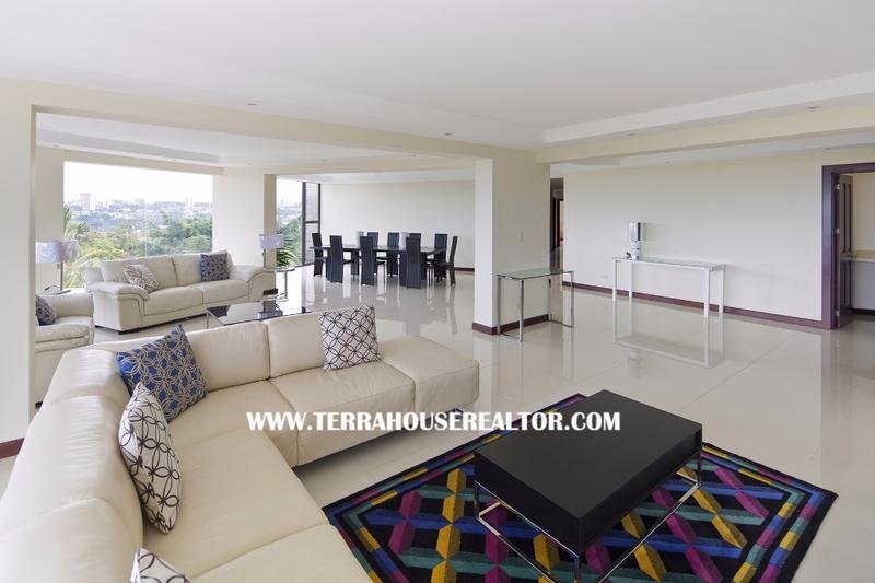 Apartment in Escazu, San José Province, Costa Rica 2 - 18004552