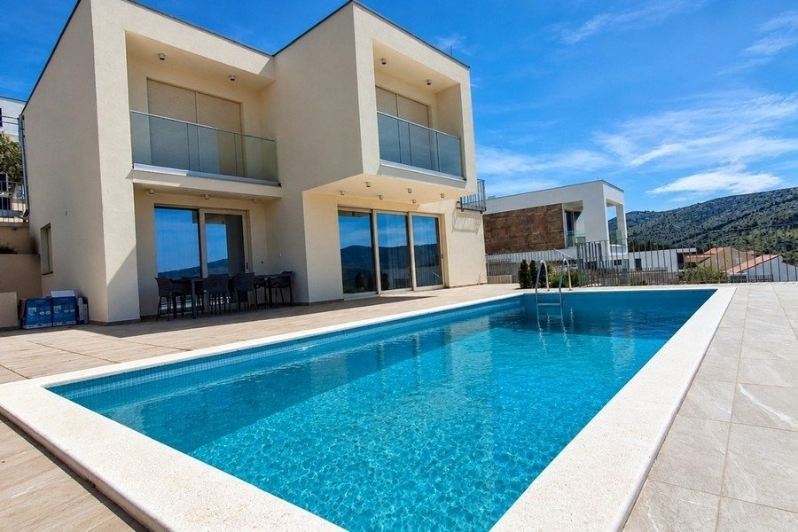 Villa in Sibenik, Sibenik-Knin County, Croatia 2 - 18009396