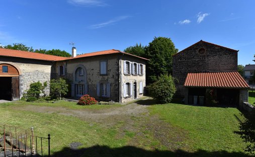 House in Le Cendre, Auvergne-Rhône-Alpes, France 1