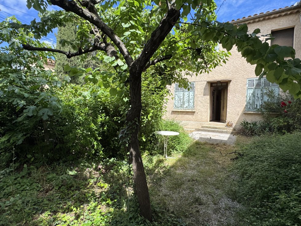 House in Granettes-Jauberte-Sainte Anne, Aix-en-Provence, France 2 - 18009340