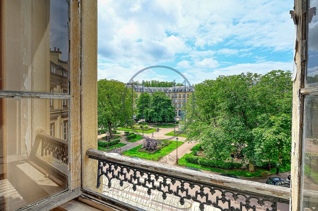 Apartment in Domaine National du Château, Versailles, France 2 - 18008771