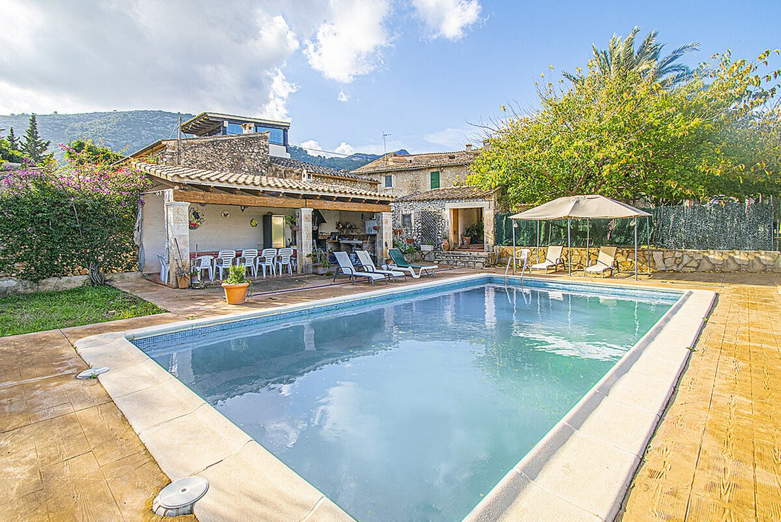 Finca in Pollenca, Balearic Islands, Spain 2 - 18010032