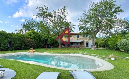 Limite, Tuscany, Italy 1