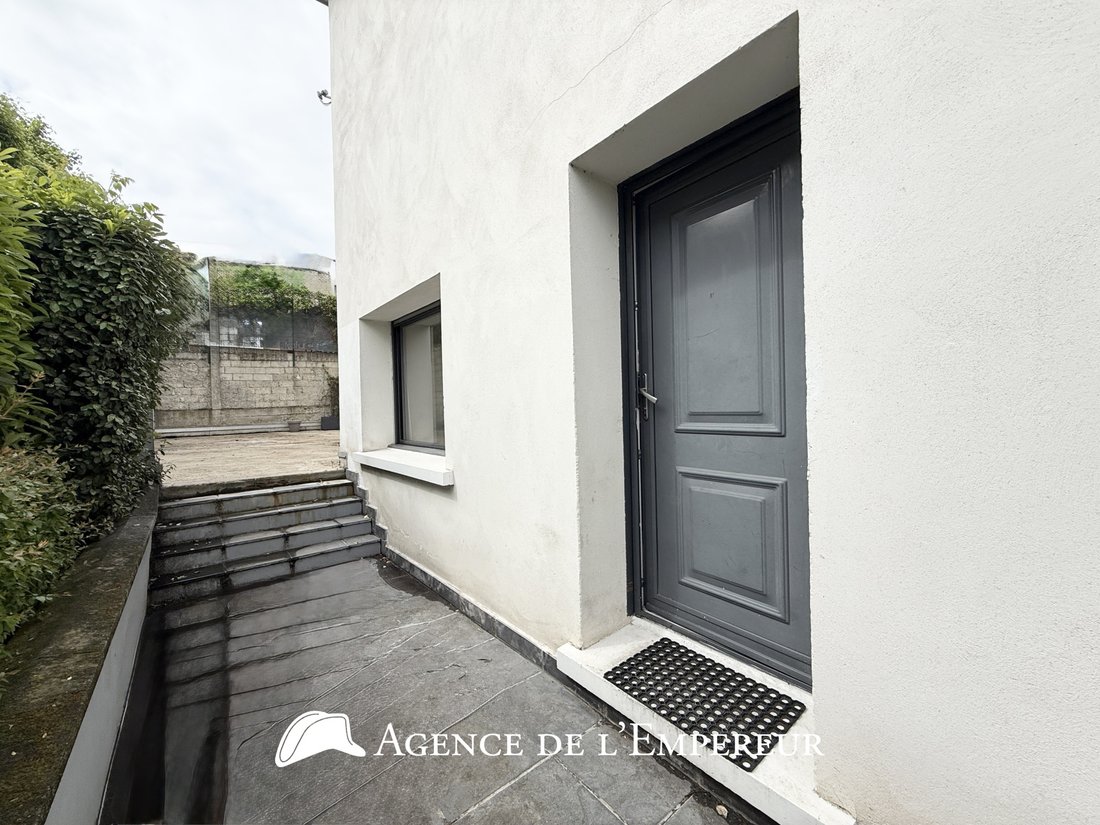 Apartment in Centre Ville, Rueil-Malmaison, France 3 - 18009301