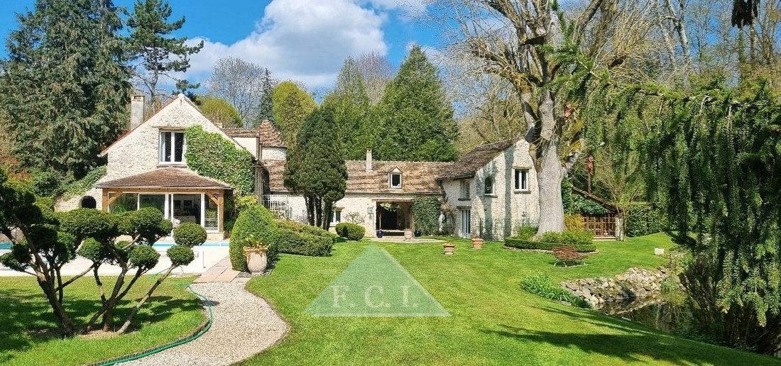 Estate in Septeuil, Ile-de-France, France 5 - 18009507