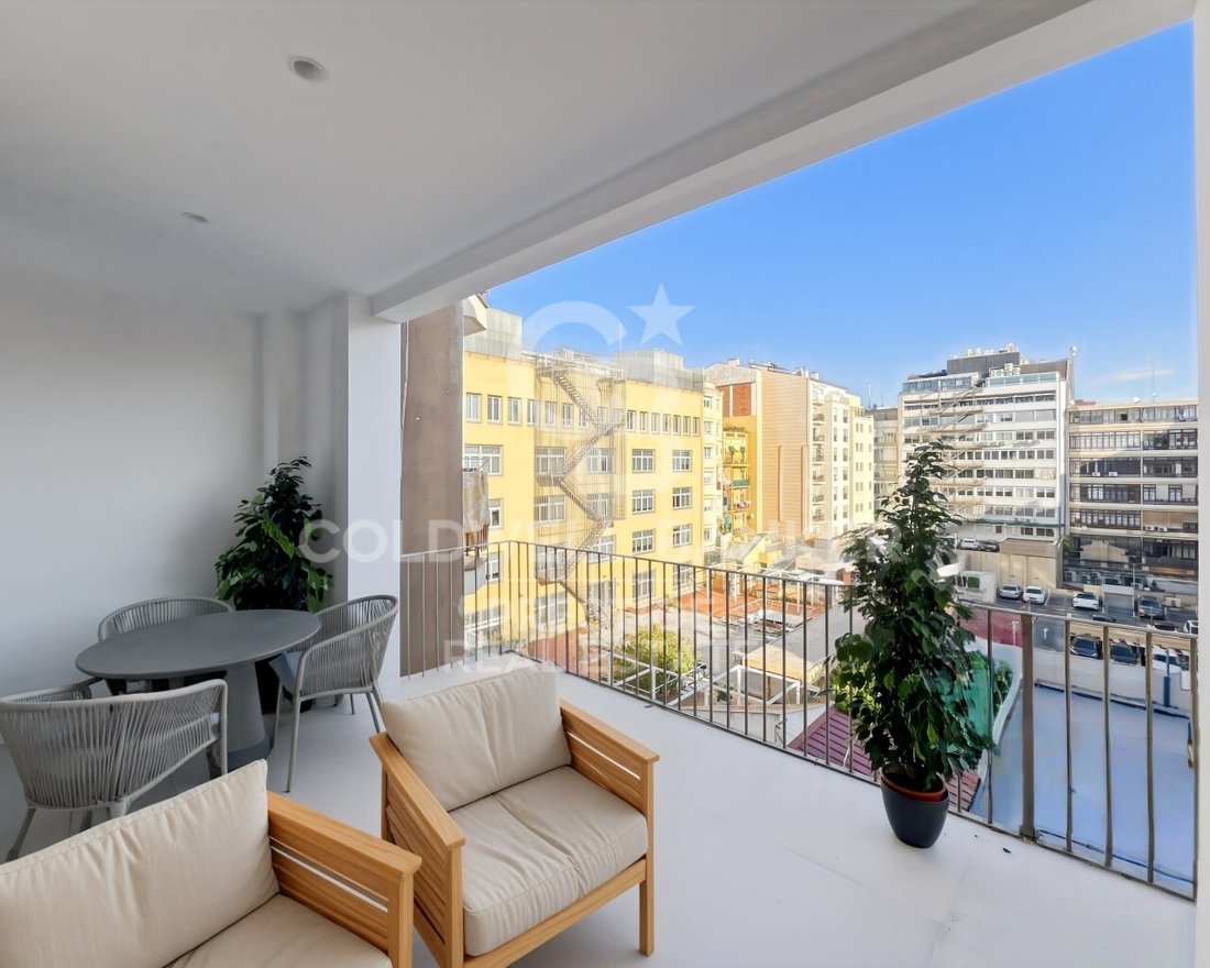 Apartamento en Distrito del Ensanche, Barcelona, España 2 - 18011147