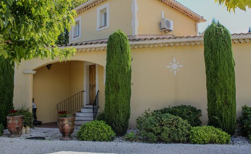 Villa en Althen-des-Paluds, Provenza-Alpes-Costa Azul, Francia 1