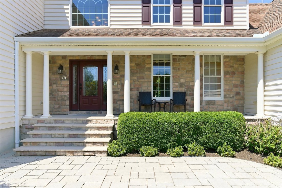 House in Freehold Township, New Jersey, United States 3 - 18006828