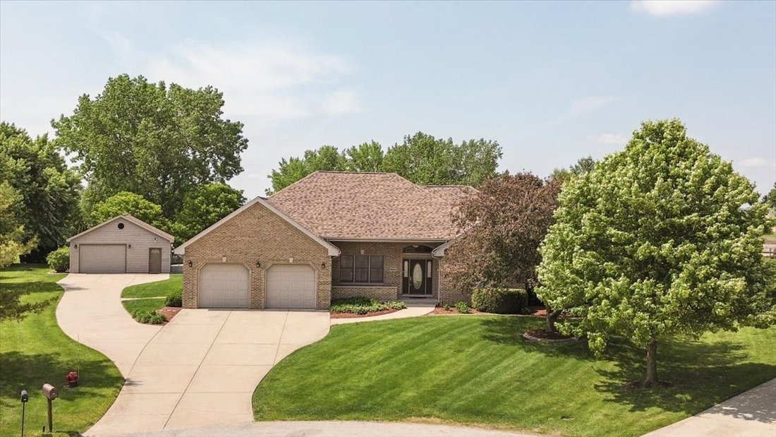 House in Joliet, Illinois, United States 1 - 18009565