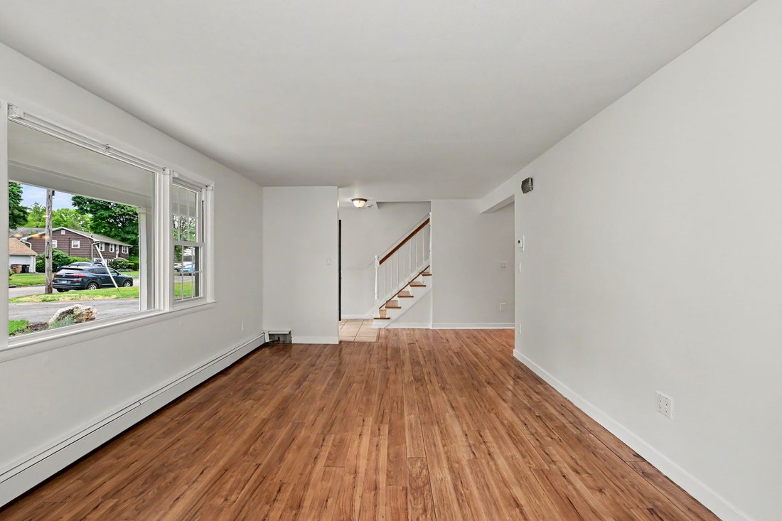 House in Stamford, Connecticut, United States 4 - 18007381