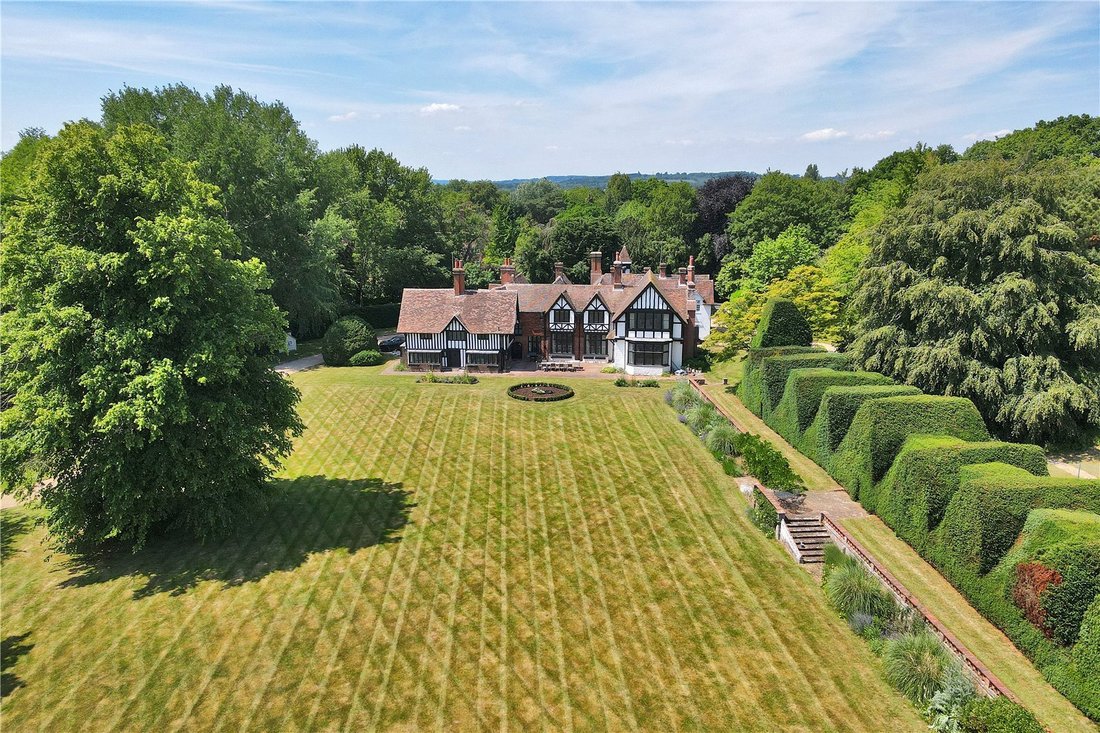 House in Maidstone, England 1 - 18006220