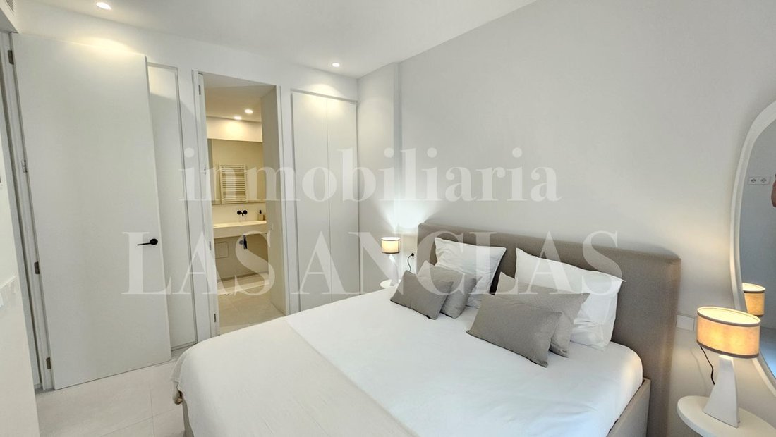 Apartment in Cap Martinet, Santa Eularia des Riu, Balearic Islands 5 - 18010121