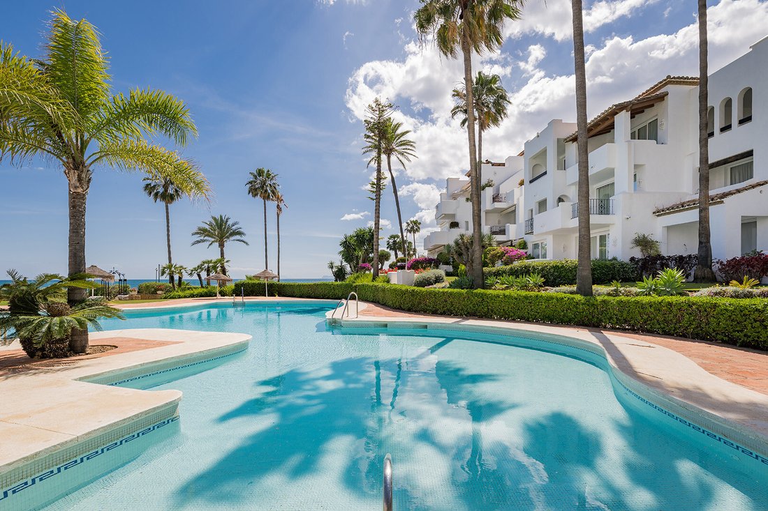 Apartment in Estepona, Andalusia, Spain 1 - 18006006
