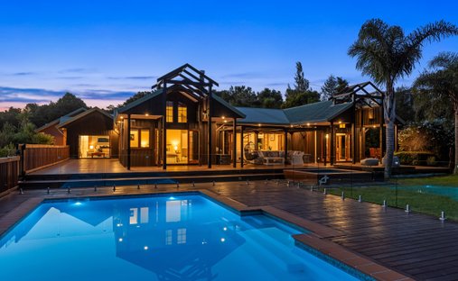 Waitoki, Auckland, New Zealand 1